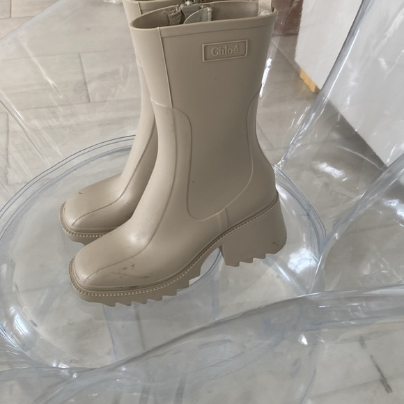 (SOLD***💘😍)CHLOÉ BETTY RUBBER RAIN BOOT - Picture 15 of 16